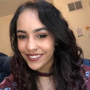 Meet your Posher, Mia